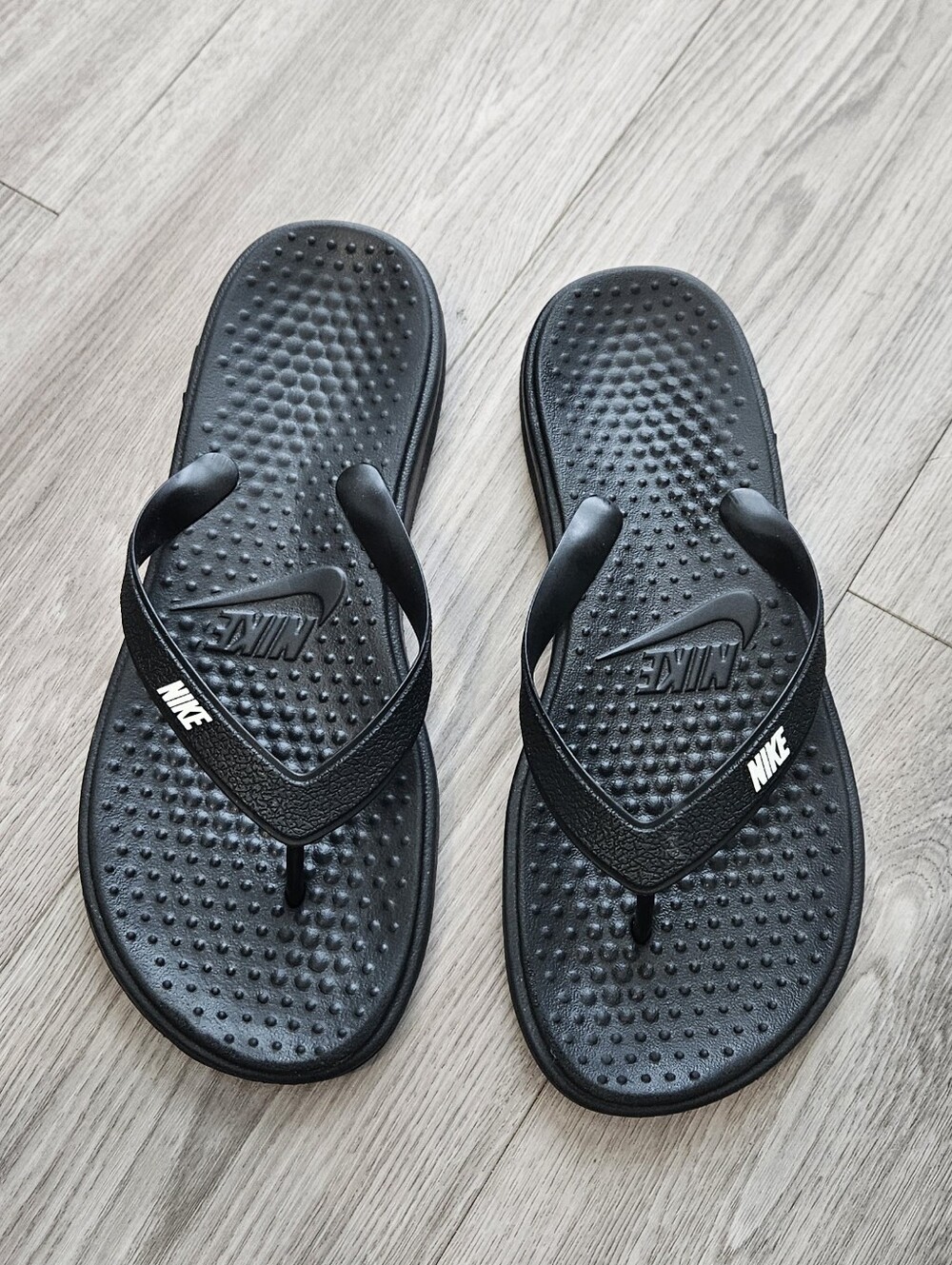 Nike Men’s Black Flip Flop Sandals